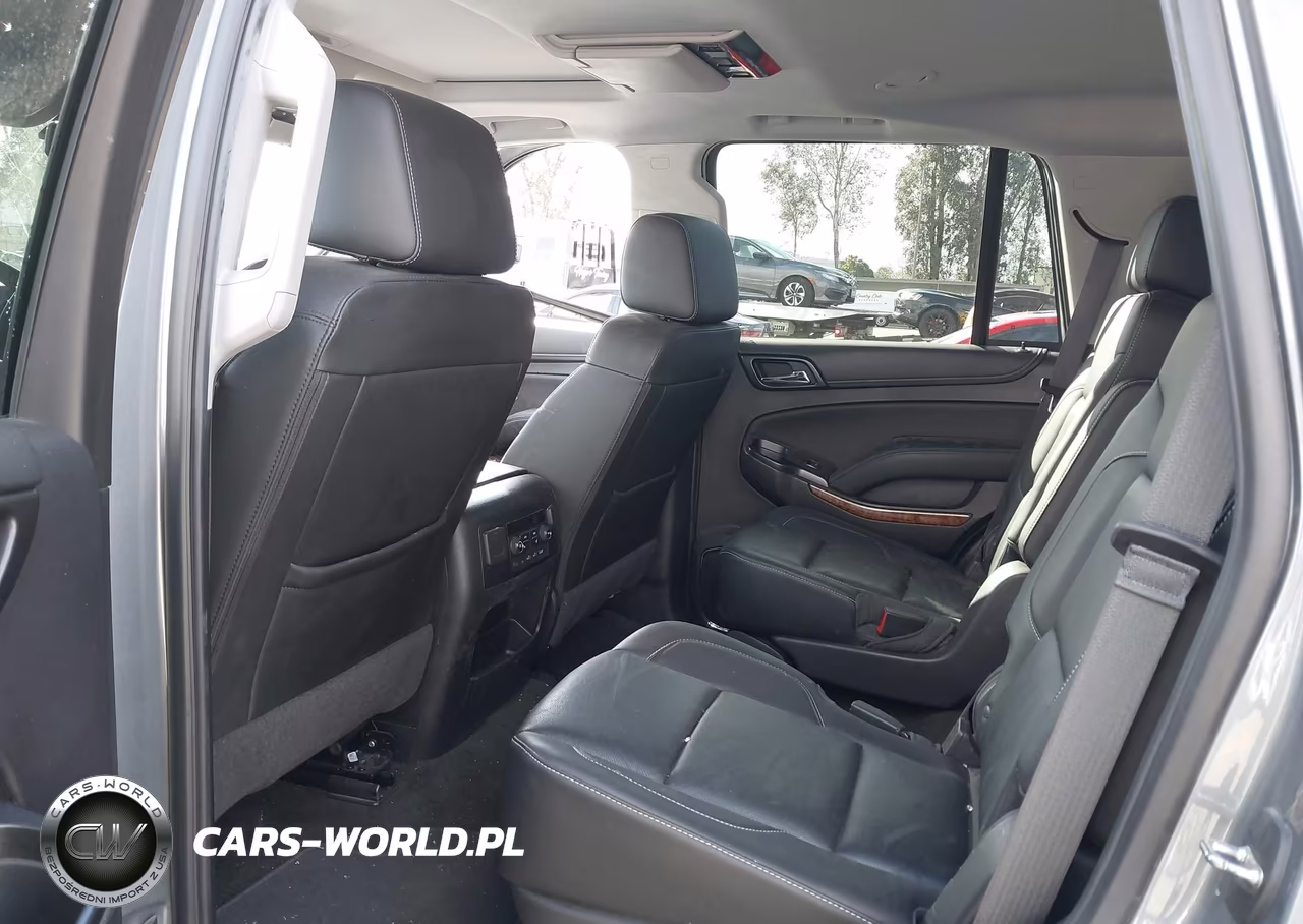 2018 Chevrolet Tahoe Premier VIN:1GNSKCKC4JR348593 - 8