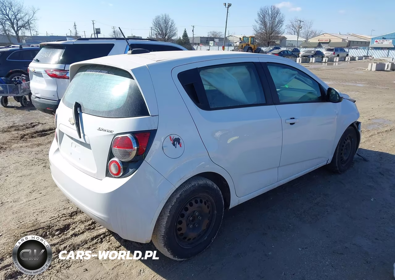 2016 Chevrolet Sonic Ls Auto VIN:1G1JA6SH6G4161794 - 4