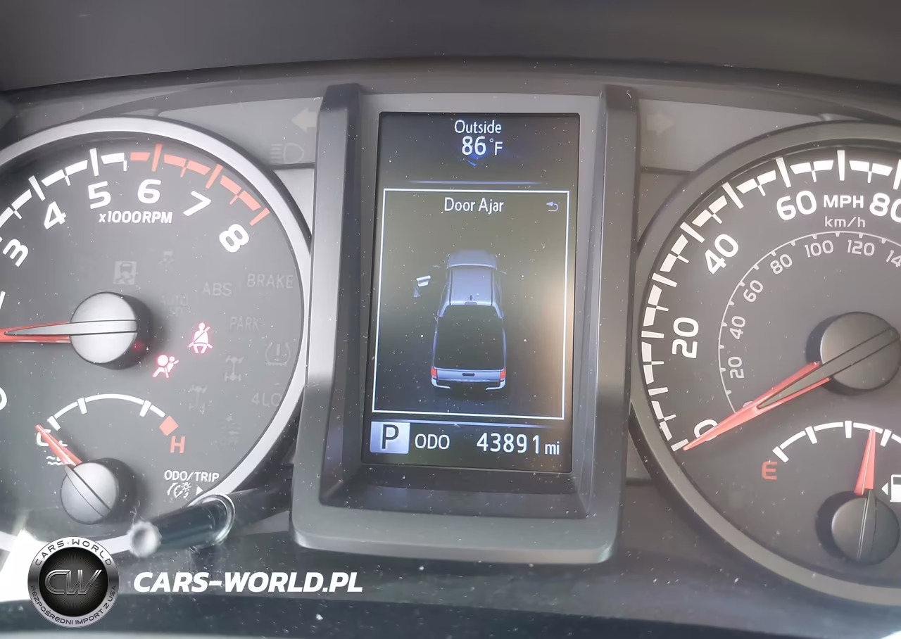 2020 Toyota Tacoma Sr VIN:5TFAX5GN0LX180669 - 15
