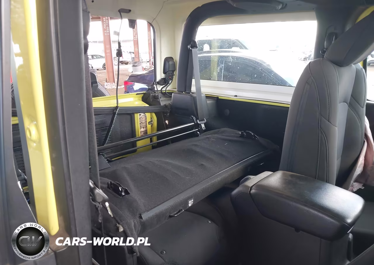 2023 Jeep Wrangler 2-Door Sport 4X4 VIN:1C4GJXANXPW634017 - 8