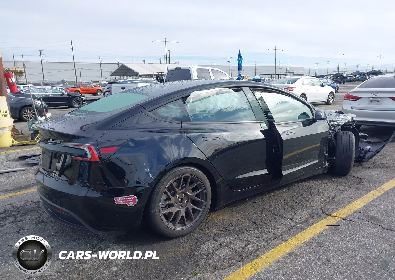 2024 Tesla Model 3 Long Range Dual Motor All-Wheel Drive-Rear-Wheel Drive VIN:5YJ3E1EA4RF731325 - 4