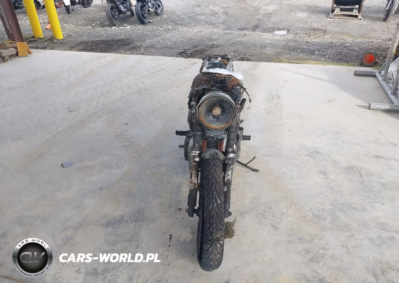 2001 Triumph Motorcycle Bonneville VIN:SMT900HN11J128297 - 5