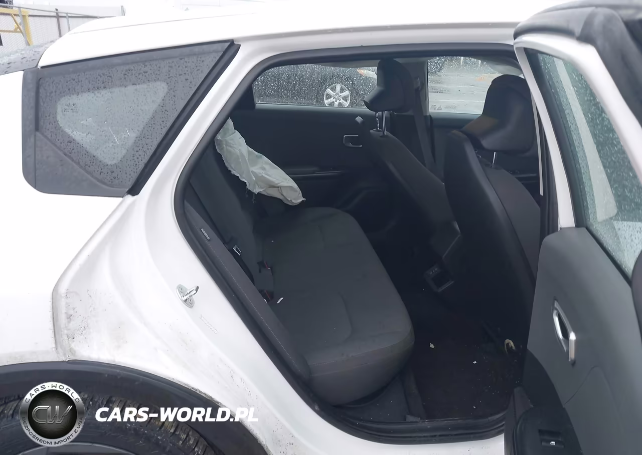 2025 Kia K4 Lxs VIN:3KPFT4DE2SE017603 - 8