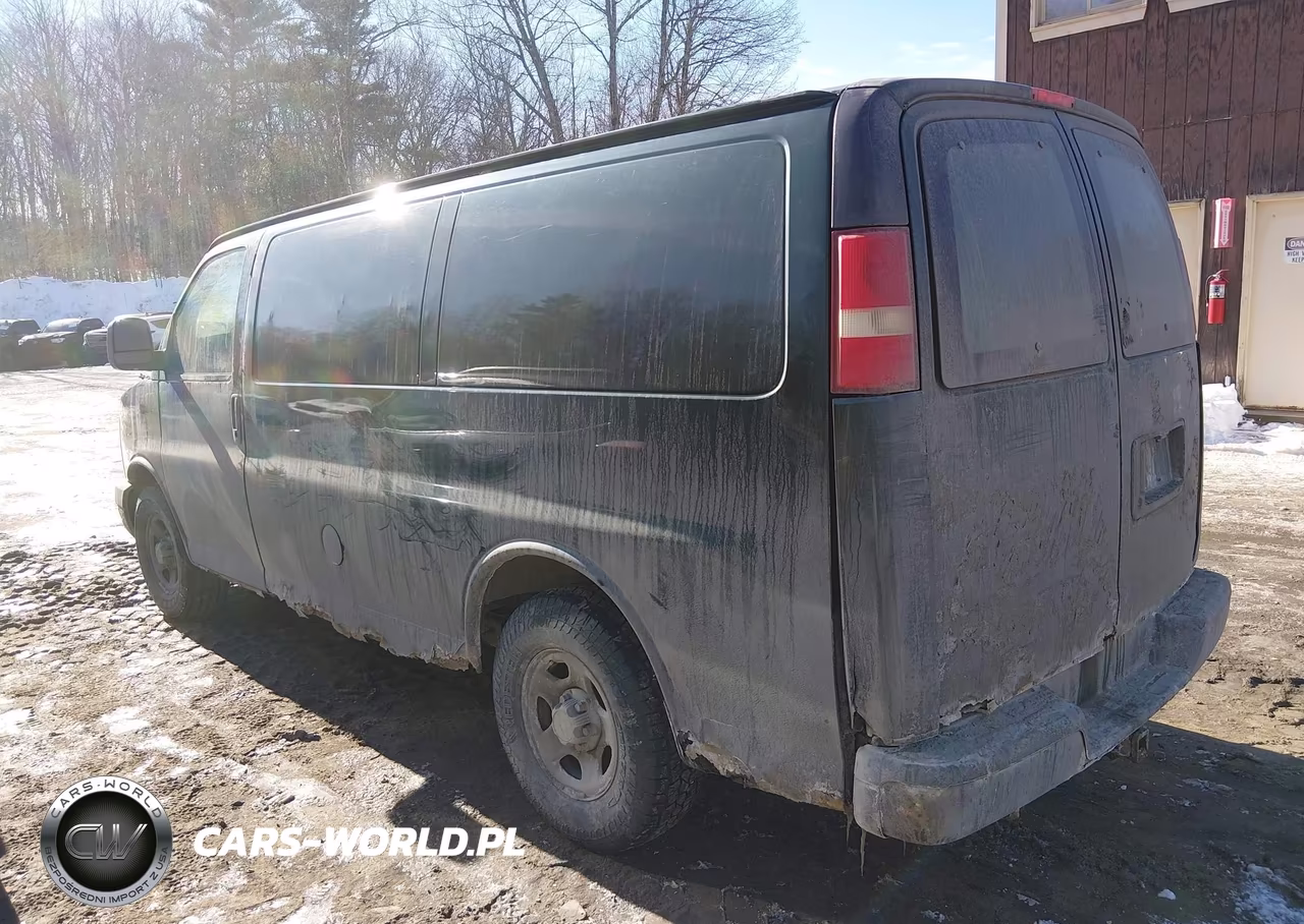 2008 Chevrolet Express Work Van VIN:1GCFH154681228224 - 3