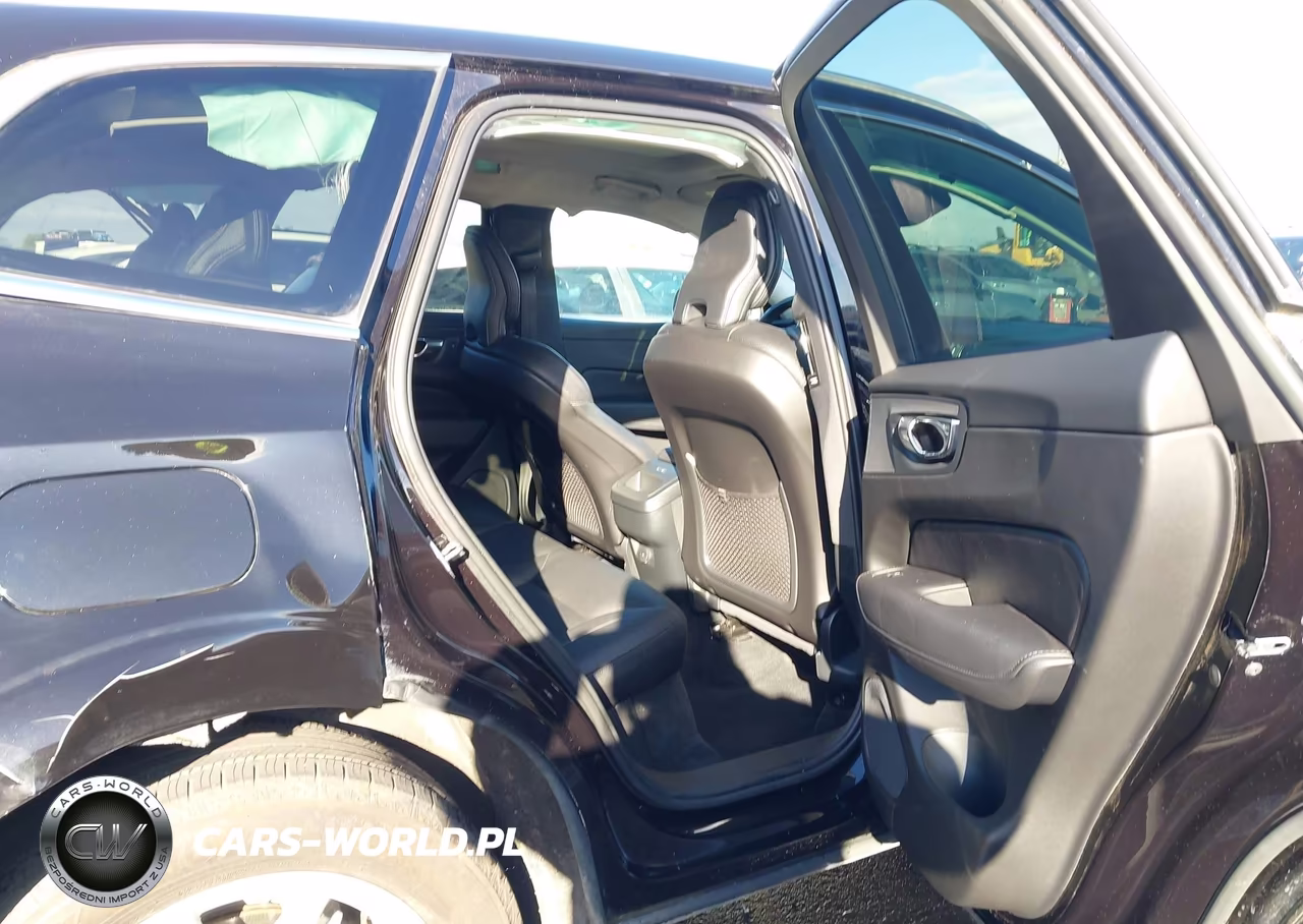 2021 Volvo Xc60 T6 Momentum VIN:YV4A22RK6M1770389 - 8