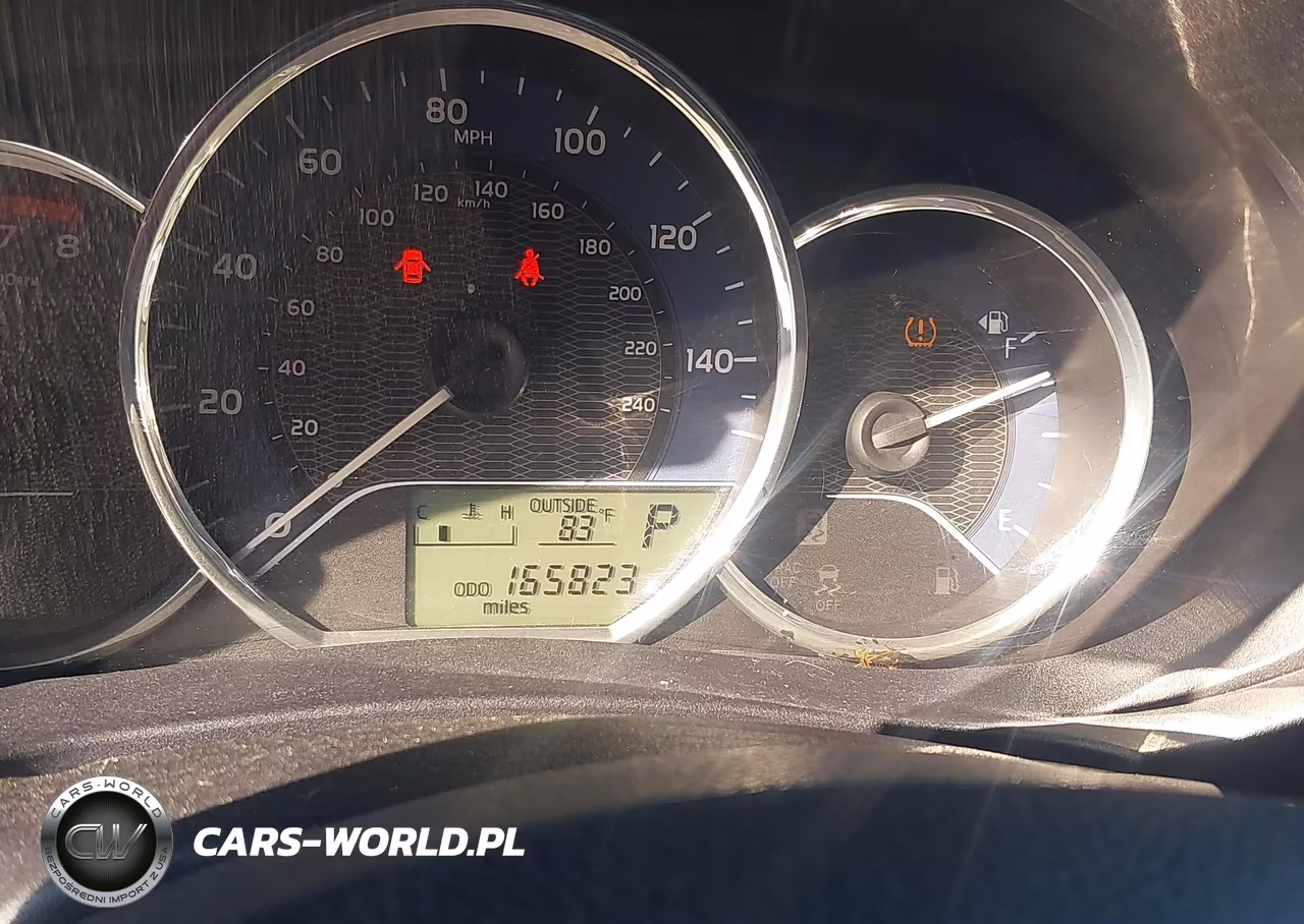2015 Toyota Corolla L VIN:2T1BURHE0FC365083 - 15