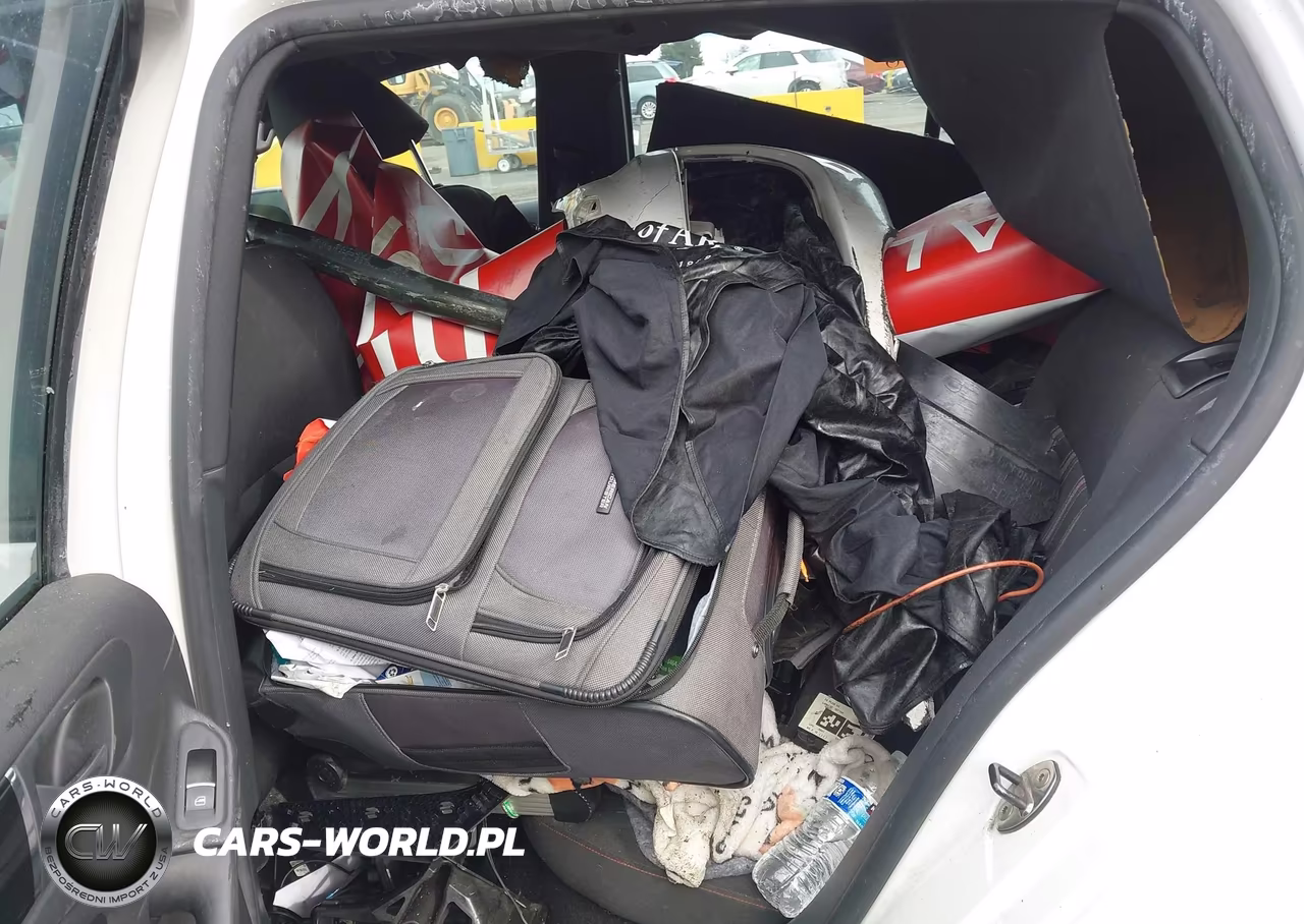 2012 Volkswagen Gti 4-Door VIN:WVWHD7AJ7CW188427 - 8