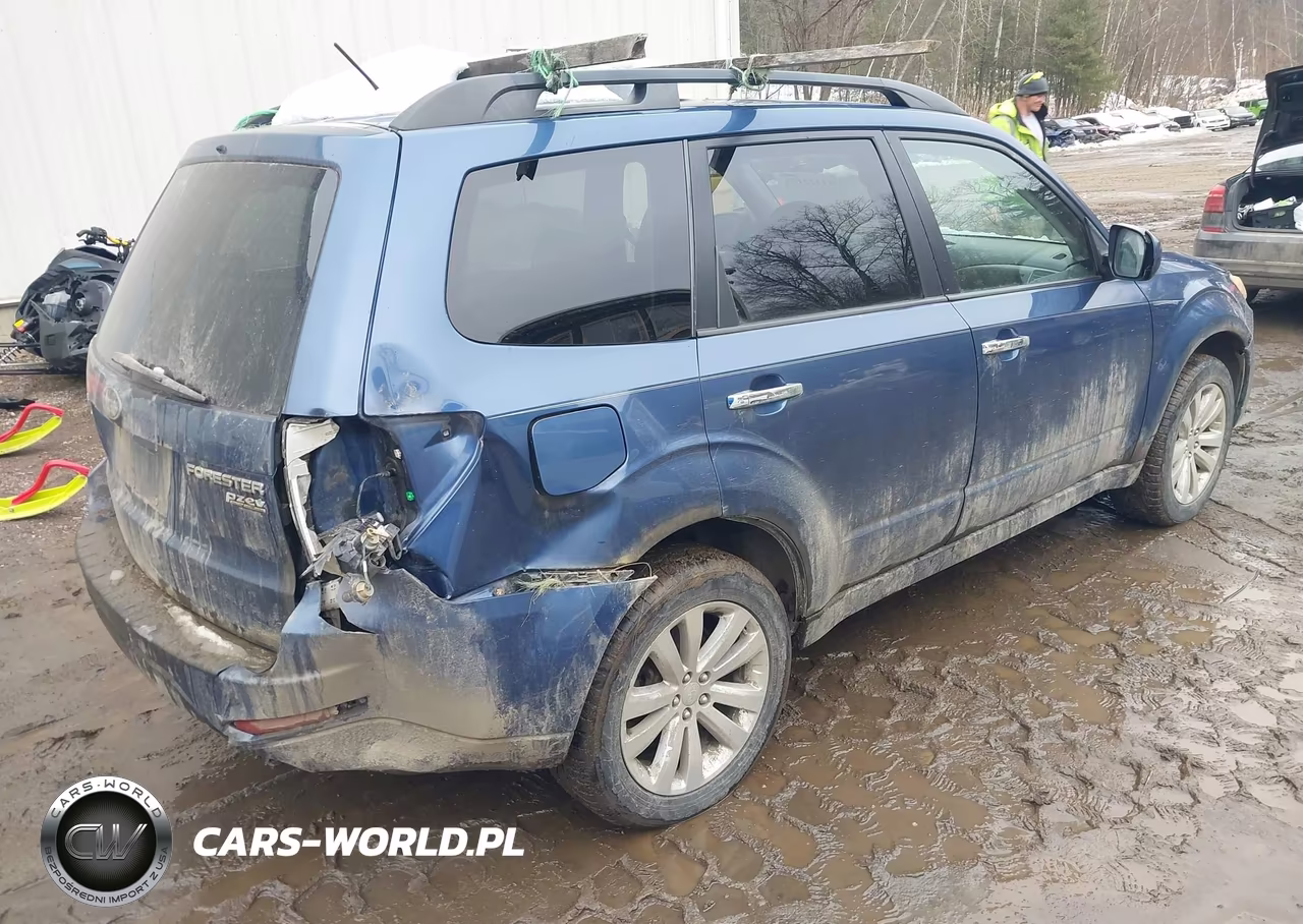 2011 Subaru Forester 2.5X Premium VIN:JF2SHADC7BH726259 - 4