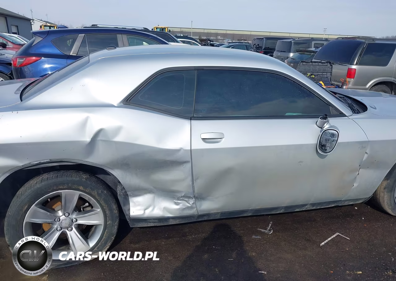 2021 Dodge Challenger Sxt VIN:2C3CDZAG7MH623204 - 6
