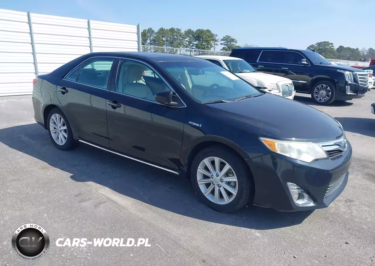 2013 Toyota Camry Hybrid Xle