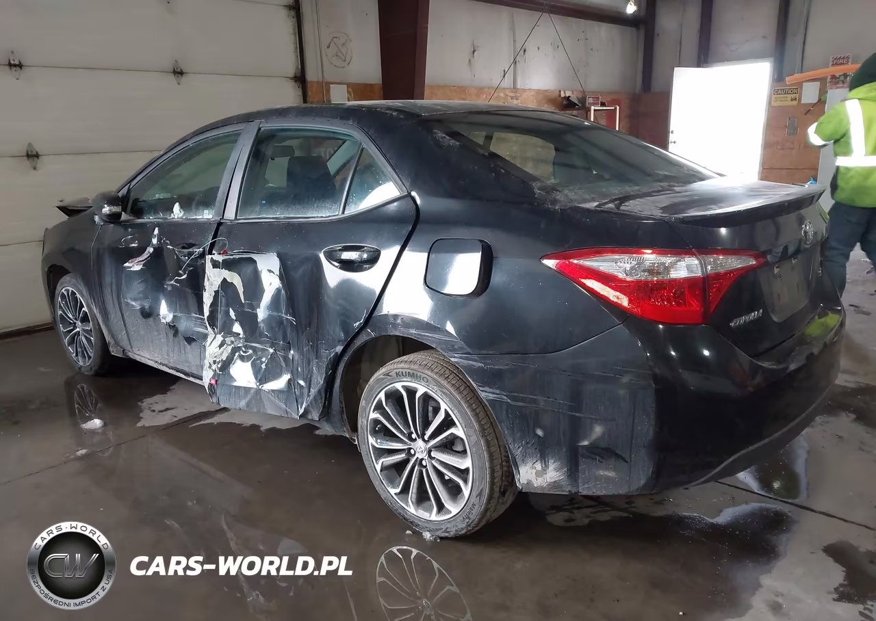 2016 Toyota Corolla S Plus VIN:5YFBURHE4GP530599 - 3