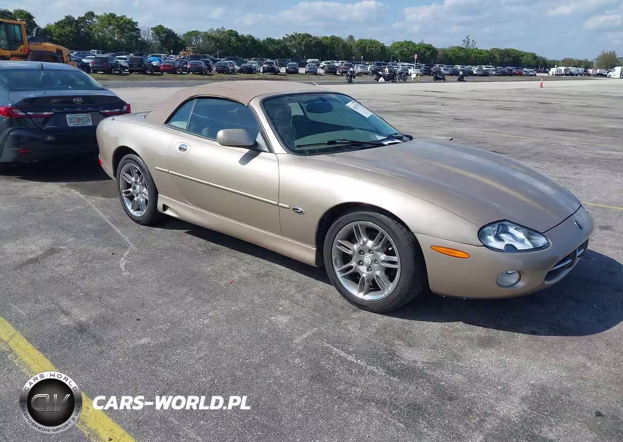2001 Jaguar Xk8