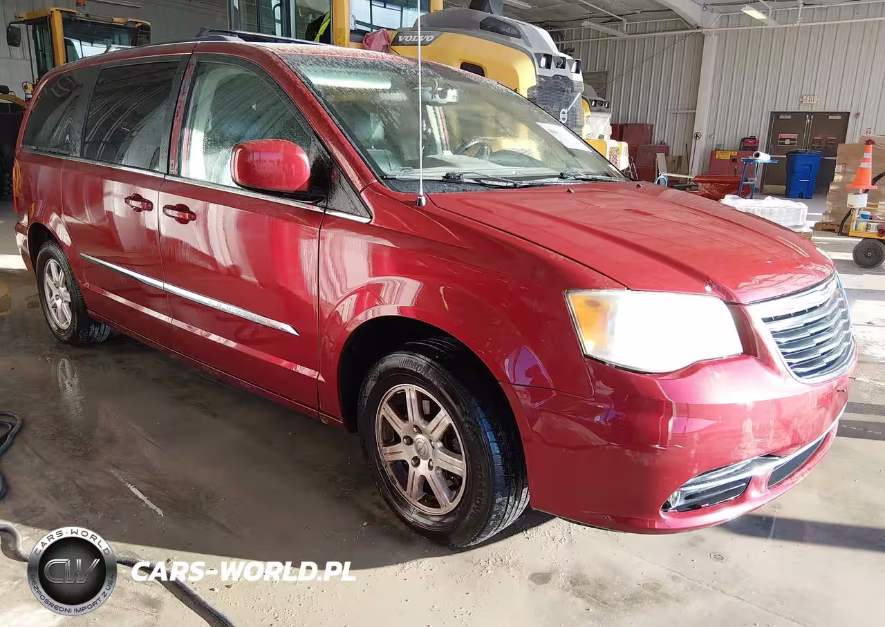 2012 Chrysler Town & Country Touring