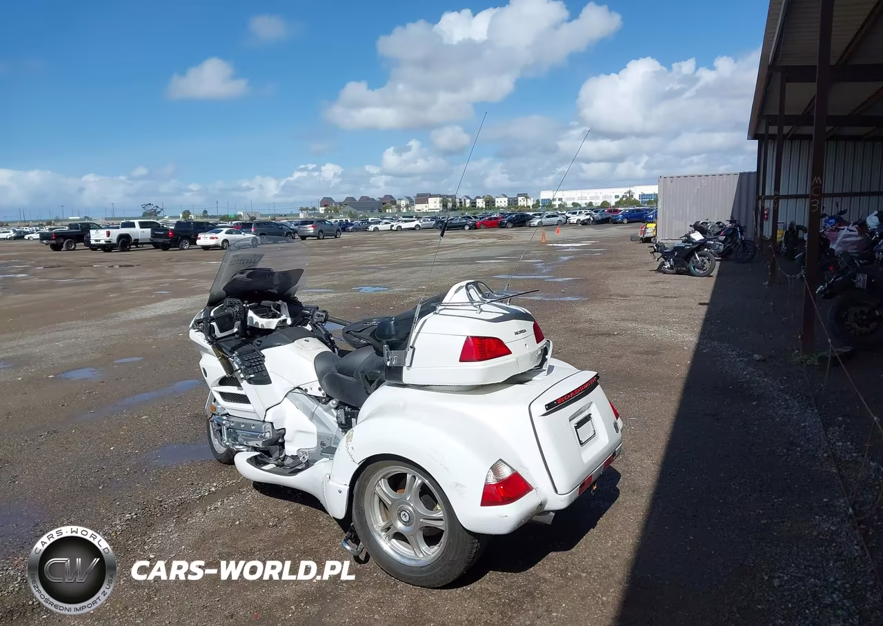 2012 Honda Gl1800 VIN:JH2SC68G6CK003134 - 3