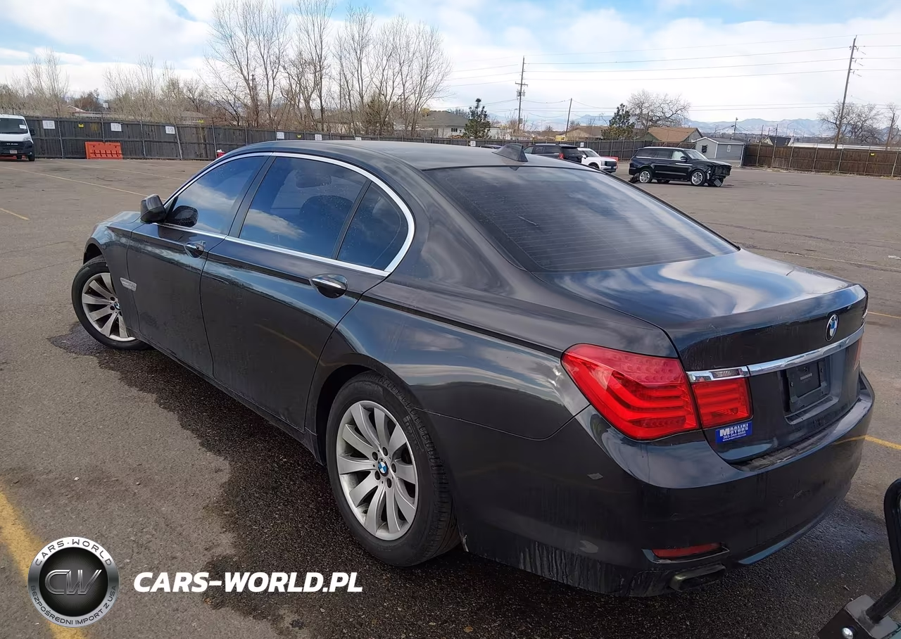 2011 BMW 750Li xDrive VIN:WBAKC8C57BC432041 - 3