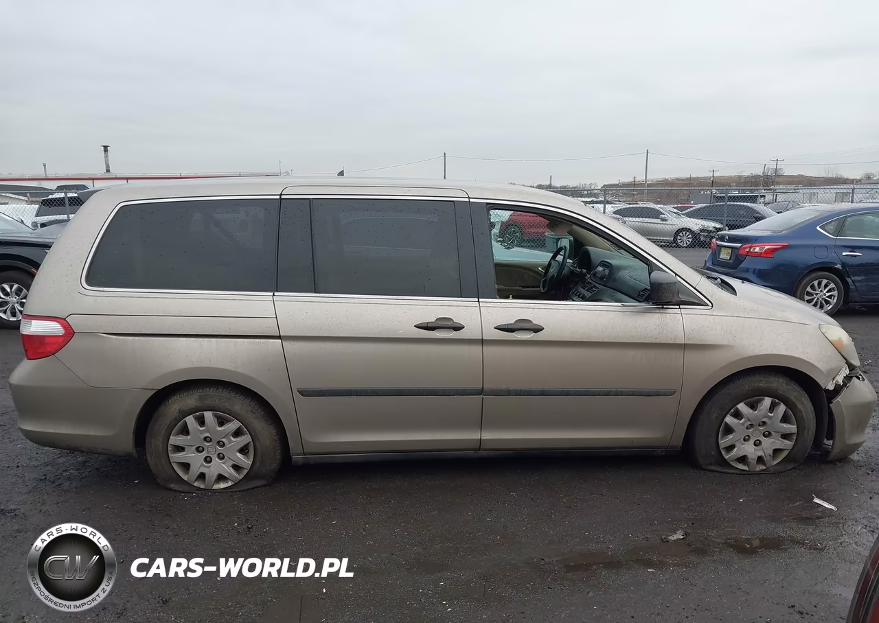 2006 Honda Odyssey Lx VIN:5FNRL38276B049454 - 13