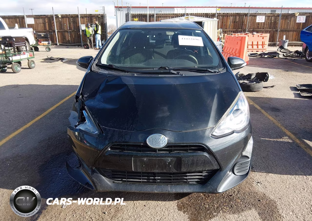 2016 Toyota Prius C Two VIN:JTDKDTB36G1120430 - 13