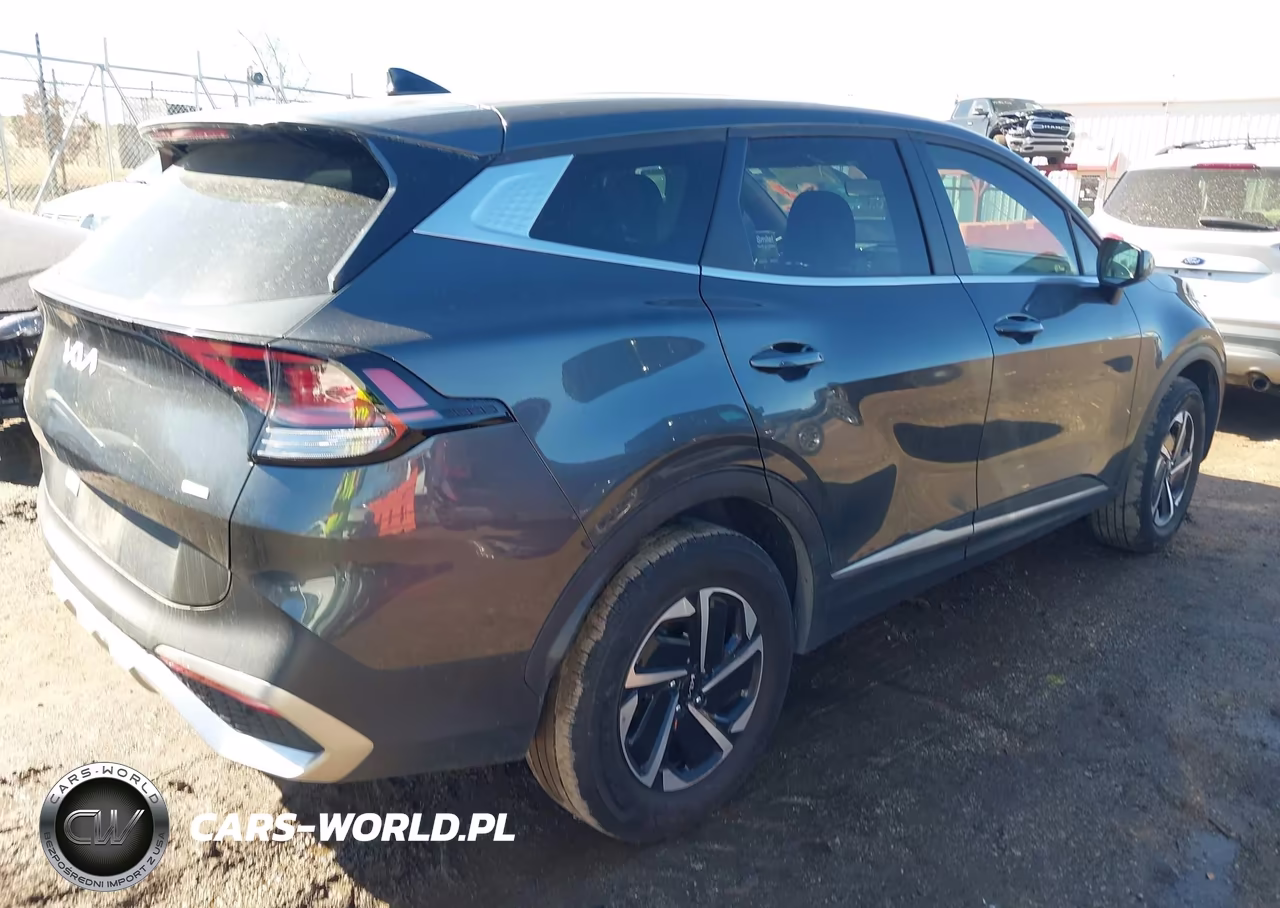 2023 Kia Sportage Hybrid Lx VIN:KNDPUCAG7P7114272 - 4