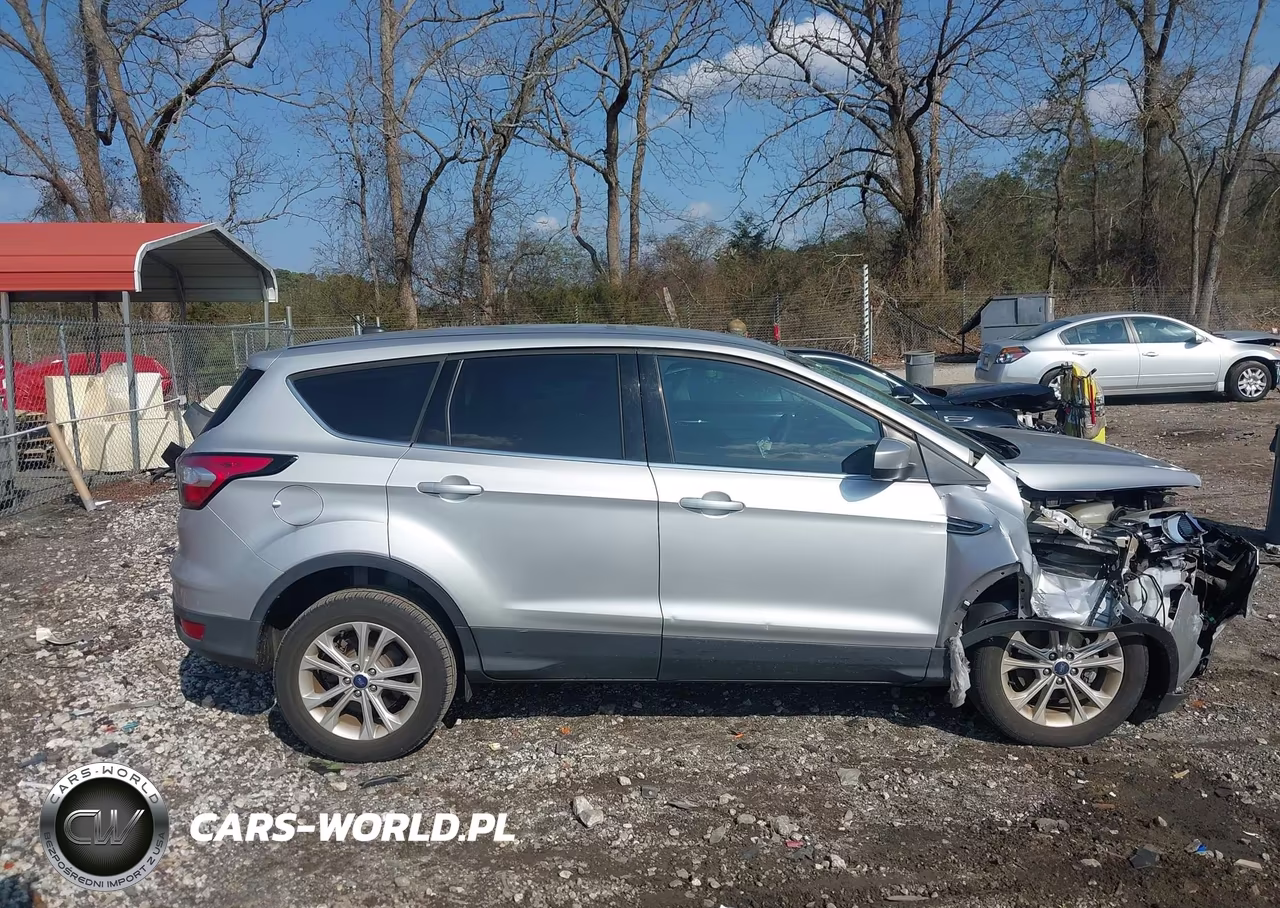 2017 Ford Escape Se VIN:1FMCU0GD7HUD93909 - 14