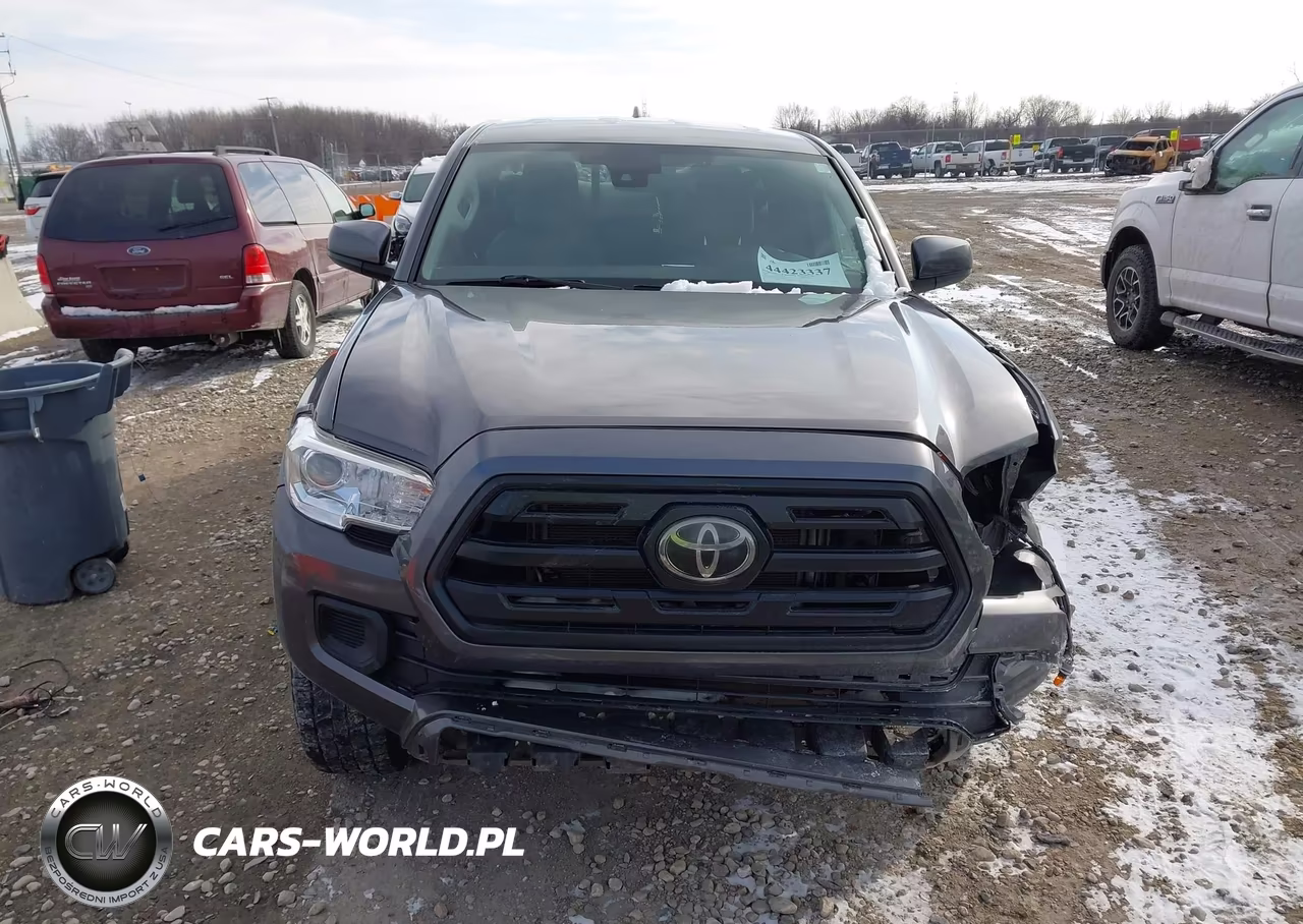 2018 Toyota Tacoma Sr VIN:5TFSX5EN9JX058168 - 13