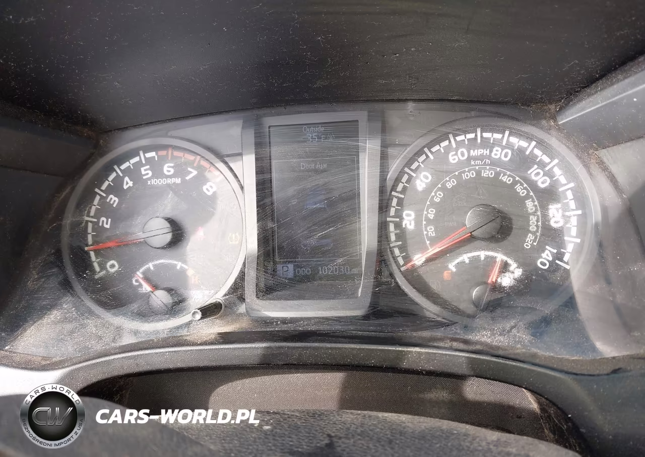 2018 Toyota Tacoma Sr VIN:5TFSX5EN9JX058168 - 16