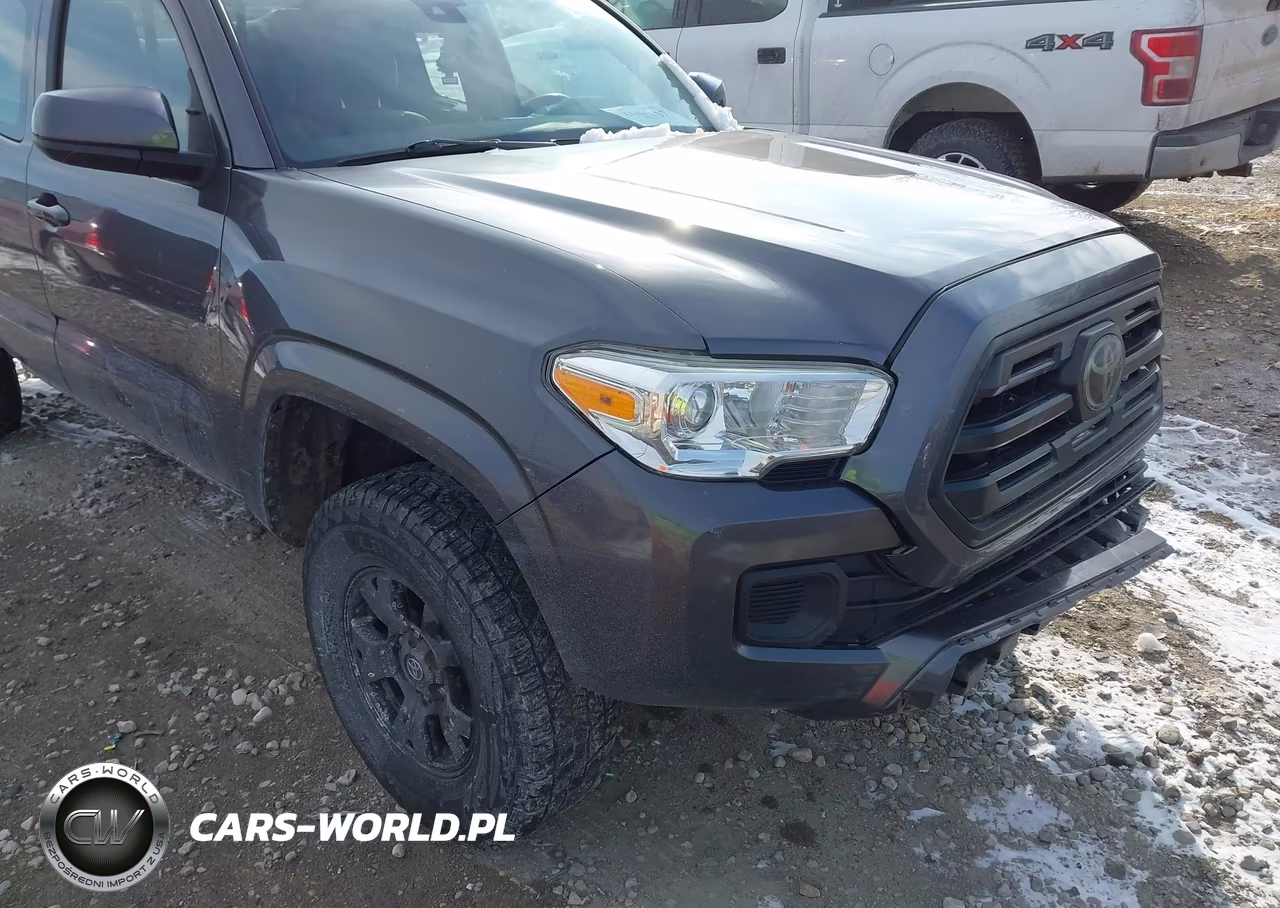 2018 Toyota Tacoma Sr VIN:5TFSX5EN9JX058168 - 18