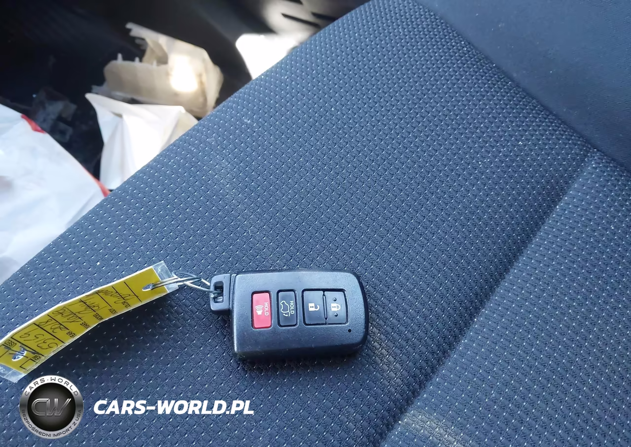 2018 Toyota Rav4 Xle VIN:JTMRFREV7JD224780 - 11
