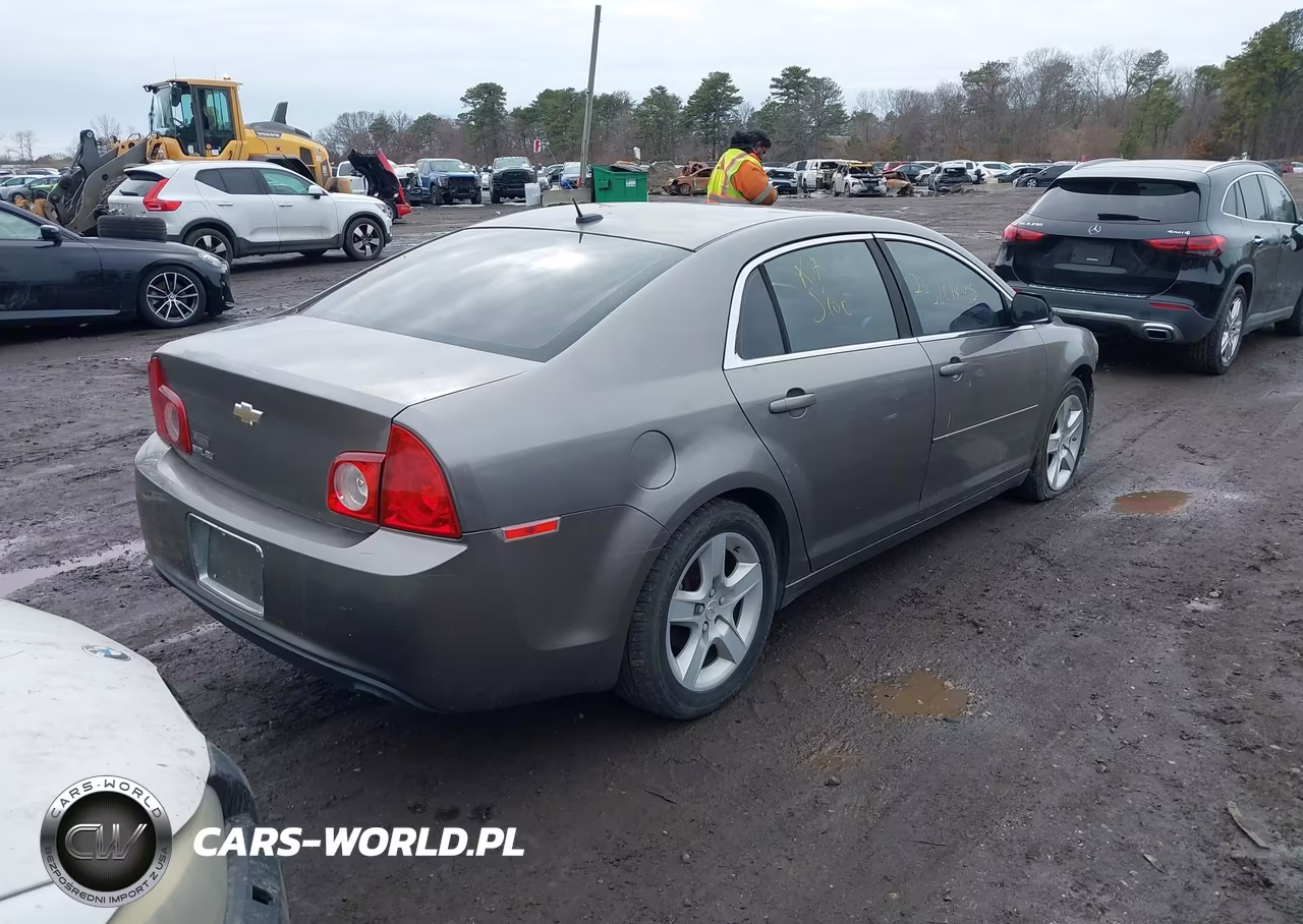 2010 Chevrolet Malibu Ls VIN:1G1ZB5EB2A4133550 - 4