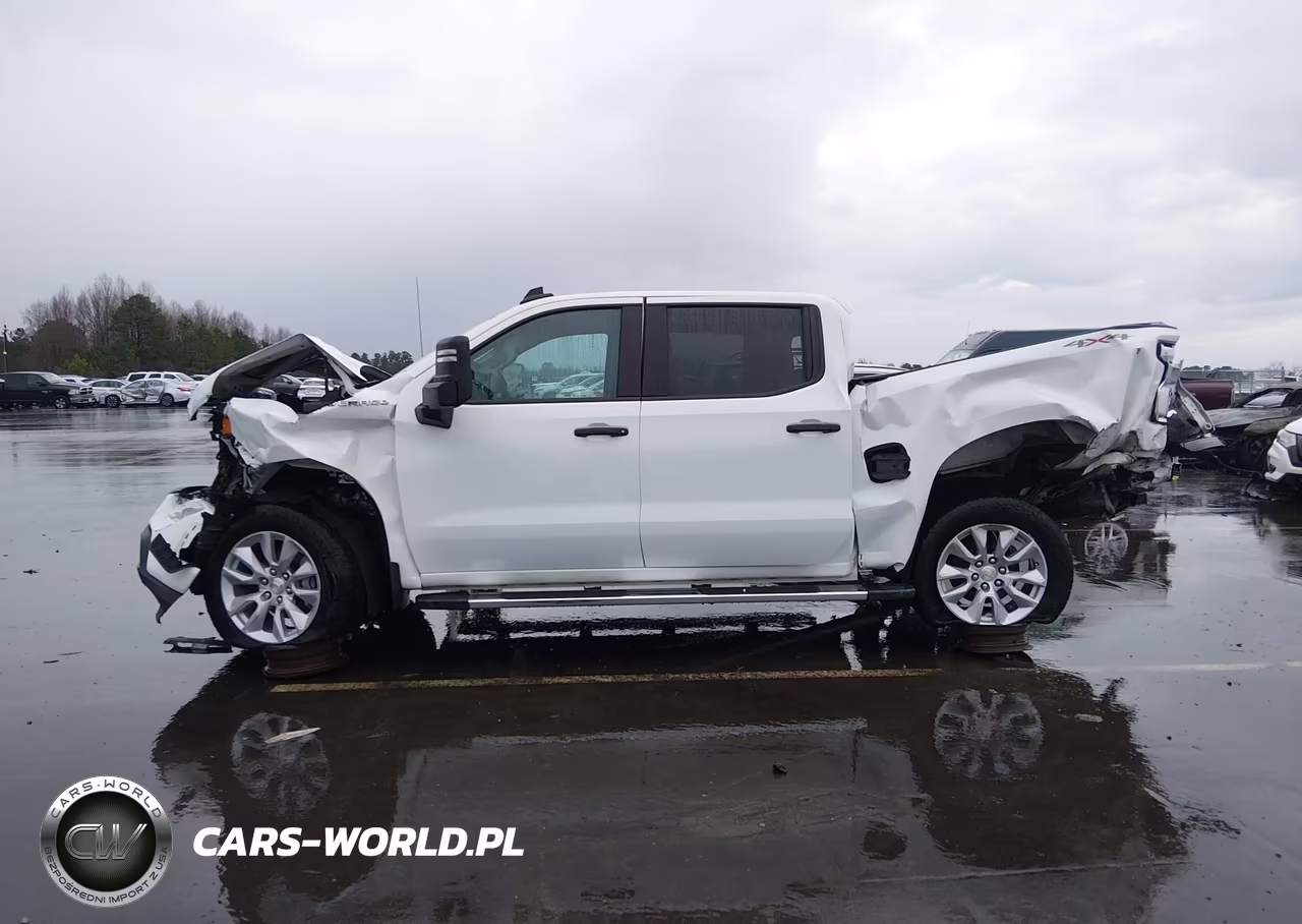 2021 Chevrolet Silverado 1500 VIN:3GCUYBEF0MG353004 - 15