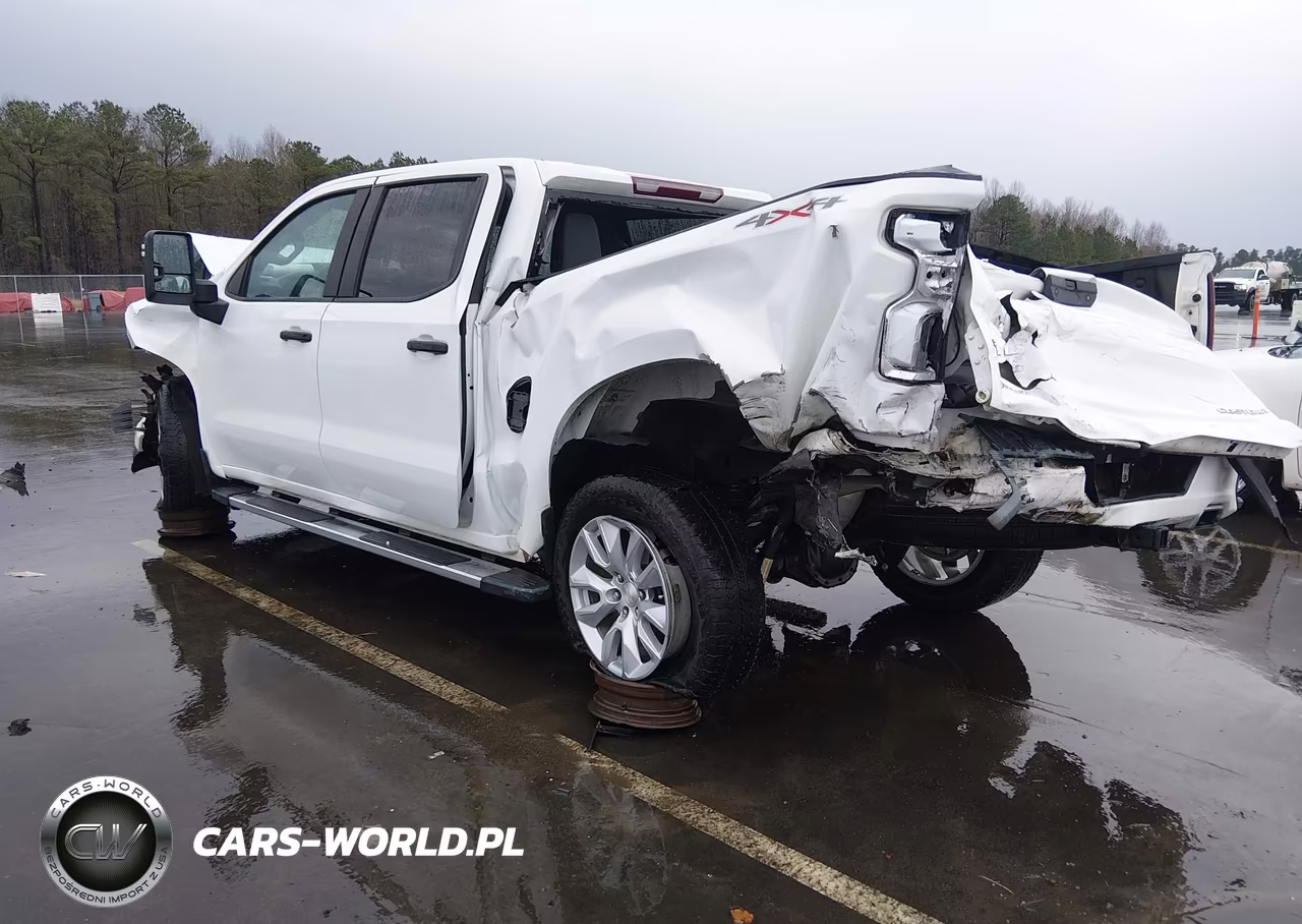 2021 Chevrolet Silverado 1500 VIN:3GCUYBEF0MG353004 - 3