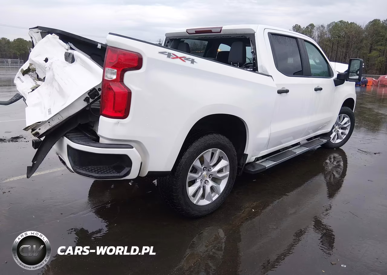 2021 Chevrolet Silverado 1500 VIN:3GCUYBEF0MG353004 - 4