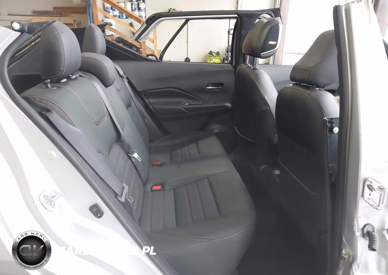 2019 Nissan Kicks Sr VIN:3N1CP5CU9KL521991 - 8