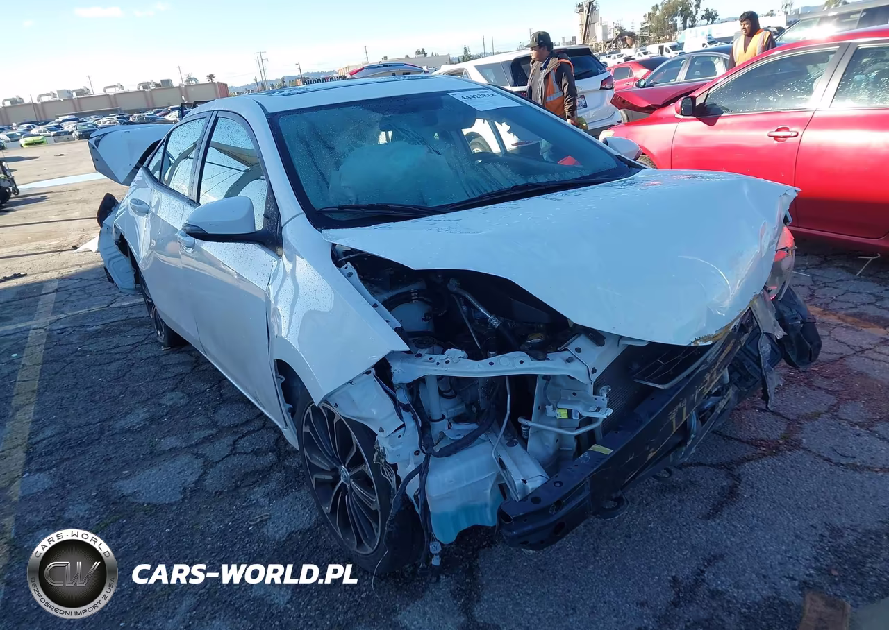 2015 Toyota Corolla S Plus