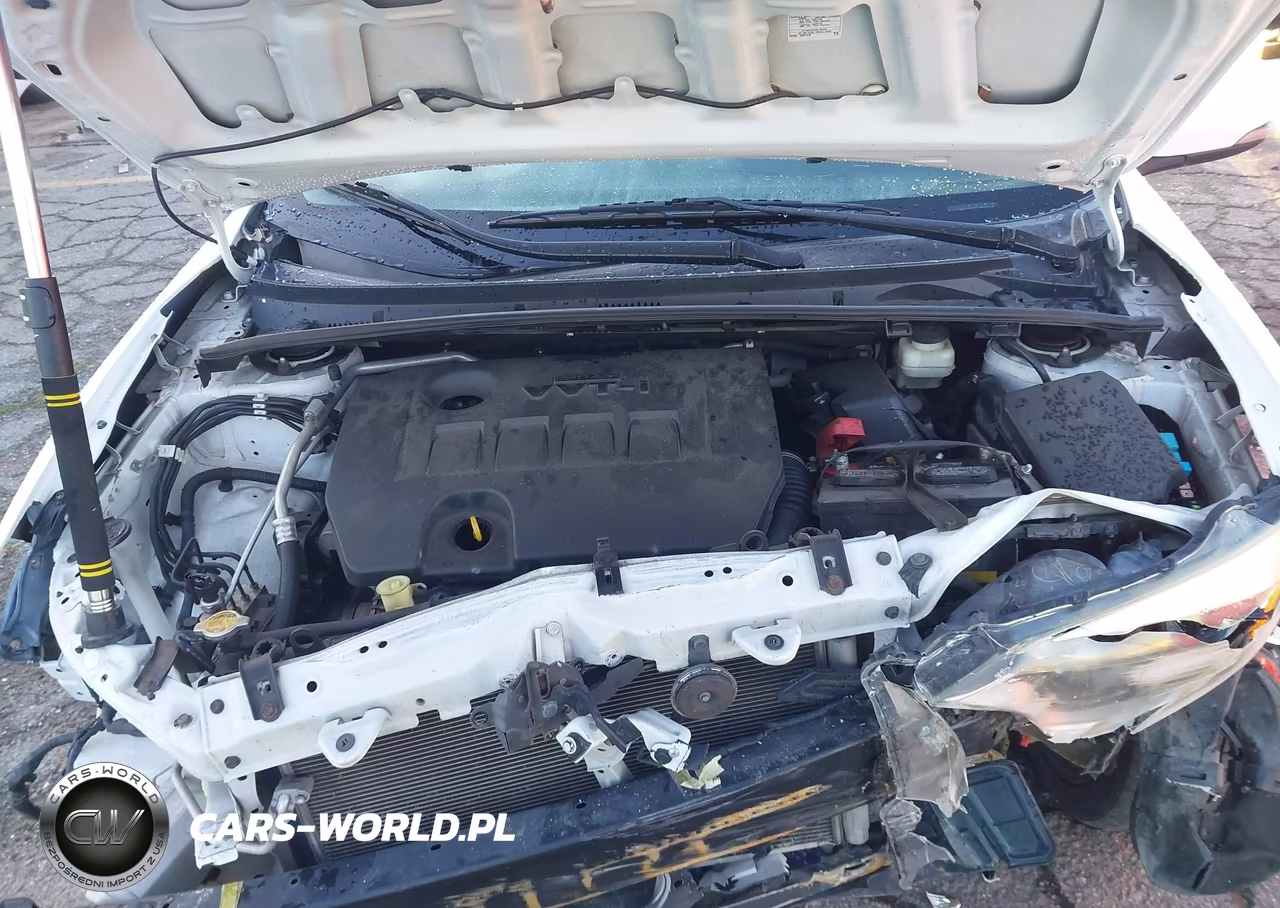 2015 Toyota Corolla S Plus VIN:5YFBURHE7FP258063 - 10