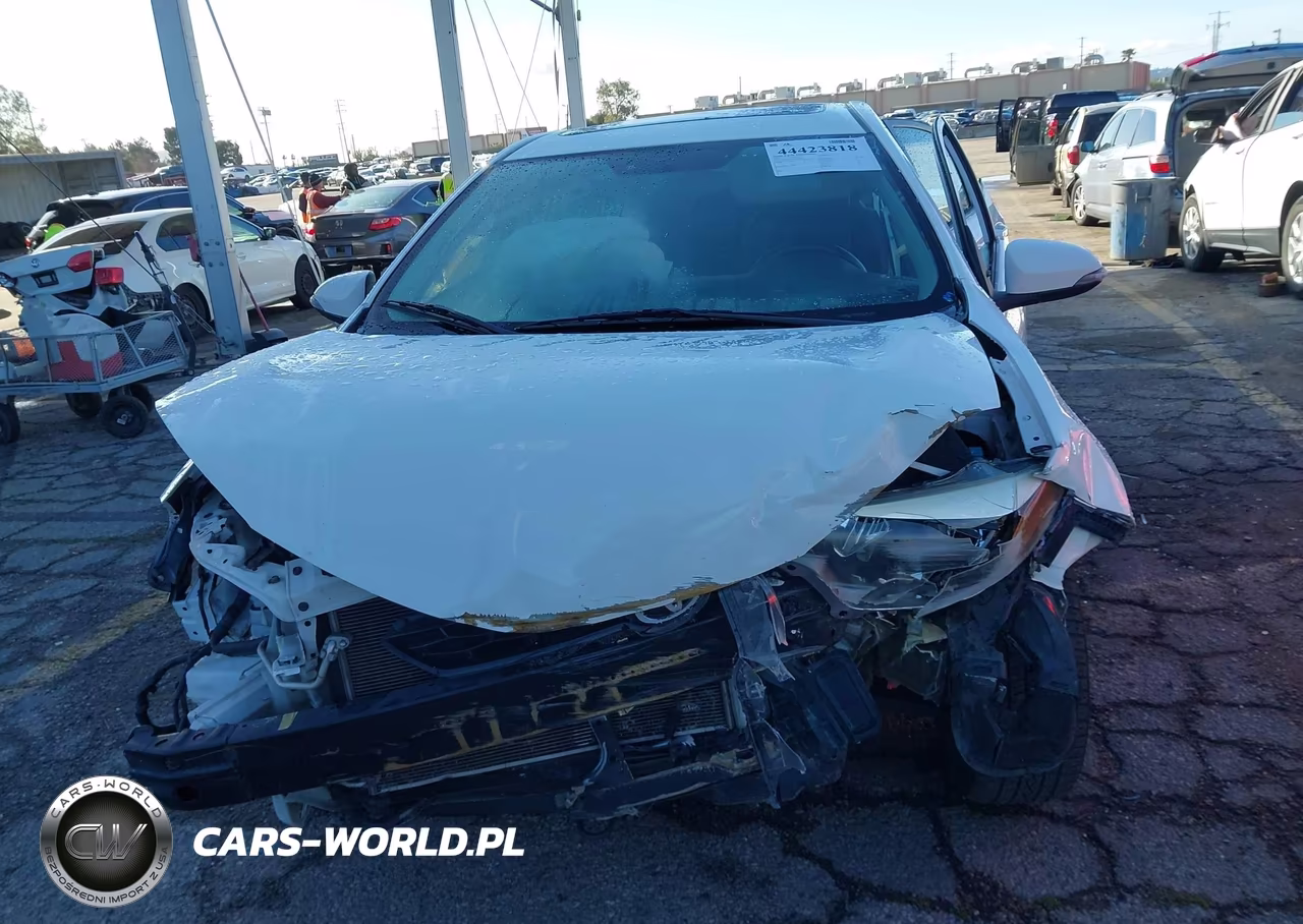 2015 Toyota Corolla S Plus VIN:5YFBURHE7FP258063 - 13