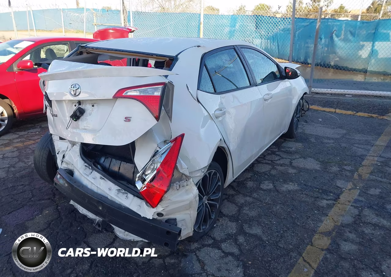 2015 Toyota Corolla S Plus VIN:5YFBURHE7FP258063 - 4