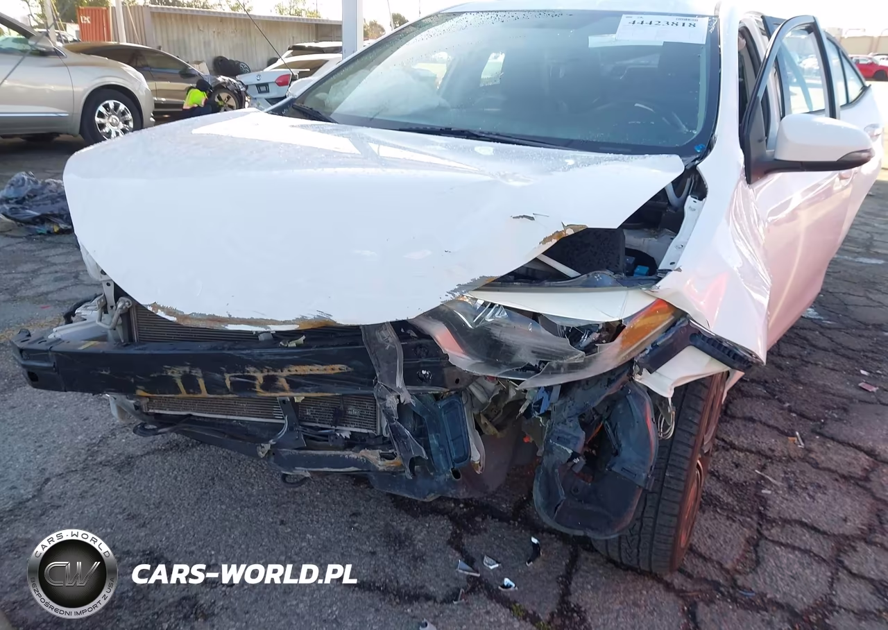 2015 Toyota Corolla S Plus VIN:5YFBURHE7FP258063 - 6