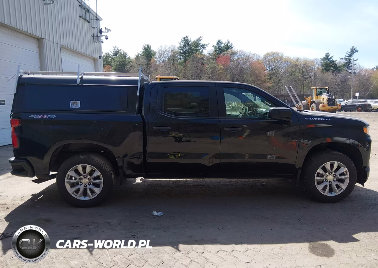 2021 Chevrolet Silverado 1500 4Wd Short Bed Custom VIN:3GCPYBEKXMG283960 - 14