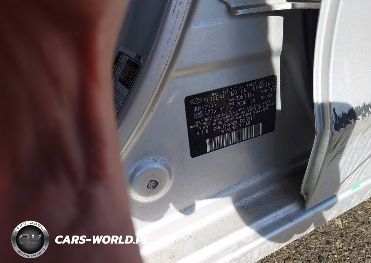 2017 Hyundai Elantra Gt VIN:KMHD35LH0HU358318 - 9