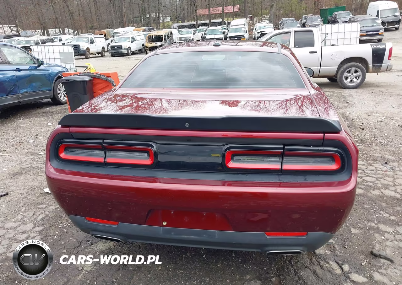 2018 Dodge Challenger Sxt VIN:2C3CDZAG0JH132789 - 17