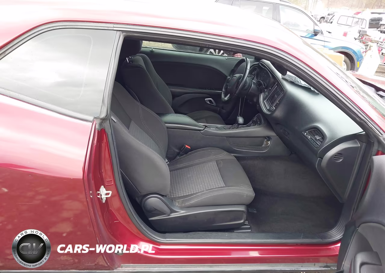 2018 Dodge Challenger Sxt VIN:2C3CDZAG0JH132789 - 5