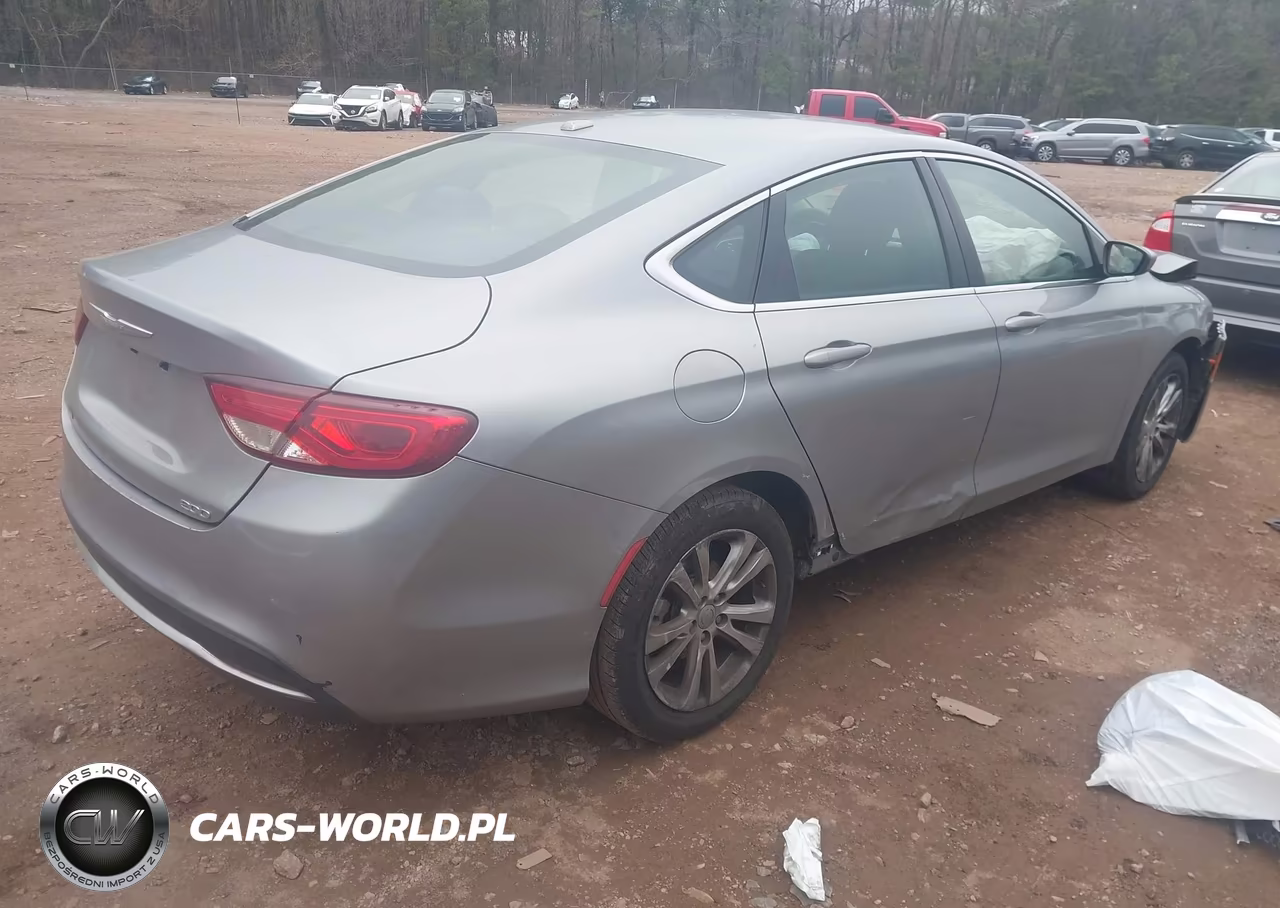 2015 Chrysler 200 Limited VIN:1C3CCCAB5FN744795 - 4
