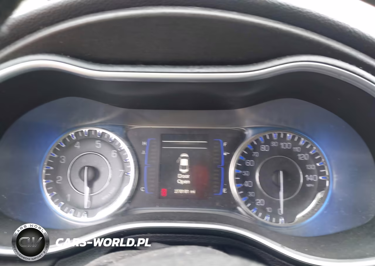2015 Chrysler 200 Limited VIN:1C3CCCAB5FN744795 - 7