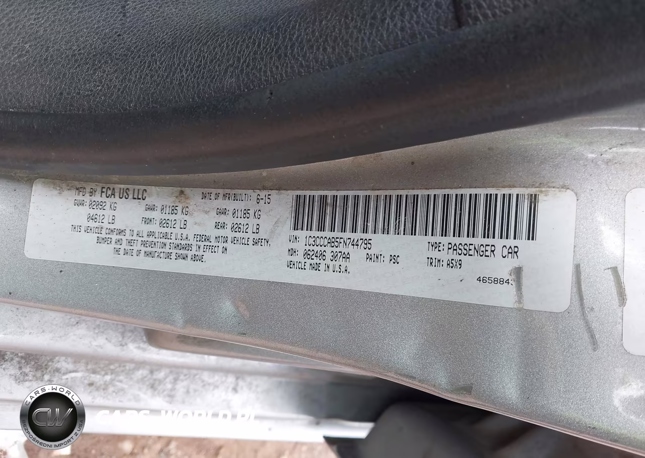 2015 Chrysler 200 Limited VIN:1C3CCCAB5FN744795 - 9