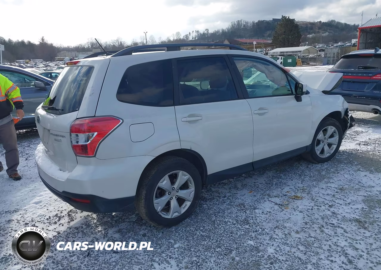 2015 Subaru Forester 2.5I Premium VIN:JF2SJADC2FH496351 - 4
