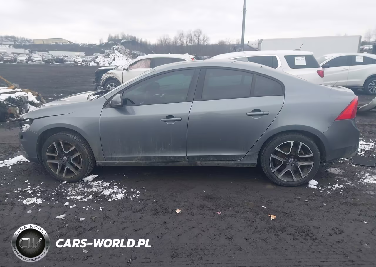 2017 Volvo S60 T5 Dynamic VIN:YV140MTL4H2420305 - 14