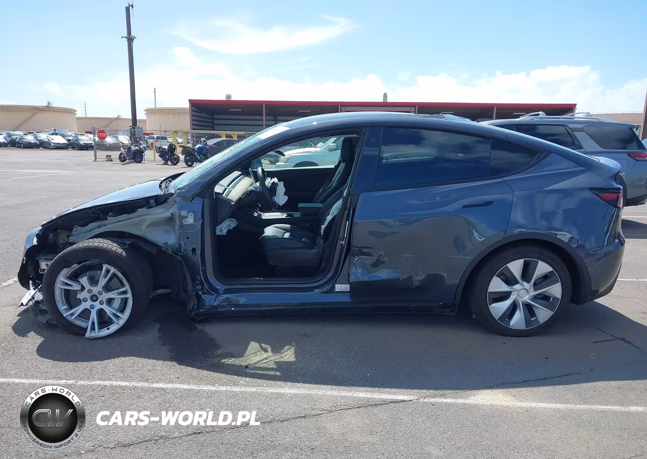 2022 Tesla Model Y Long Range Dual Motor All-Wheel Drive VIN:7SAYGDEE1NF454652 - 14