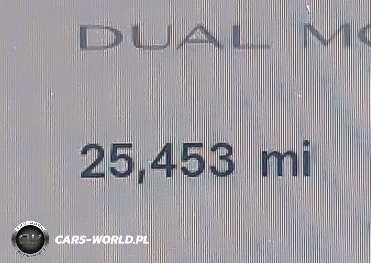 2022 Tesla Model Y Long Range Dual Motor All-Wheel Drive VIN:7SAYGDEE1NF454652 - 15