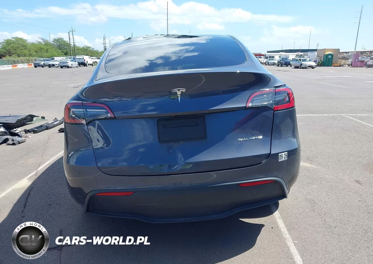 2022 Tesla Model Y Long Range Dual Motor All-Wheel Drive VIN:7SAYGDEE1NF454652 - 16