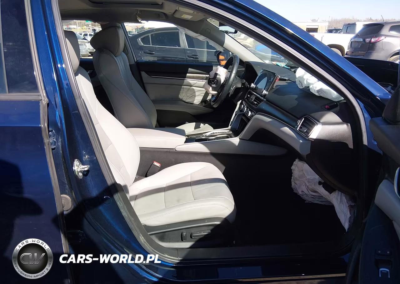 2019 Honda Accord Hybrid Touring VIN:1HGCV3F96KA002680 - 5